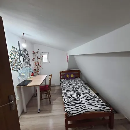 Vila Marasti